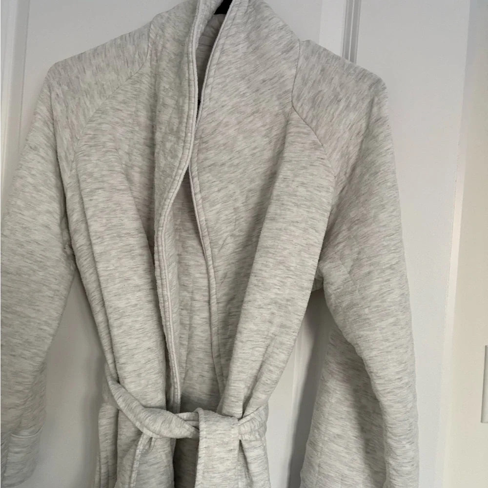 Cozy Gray Robe - Picture 2 of 4